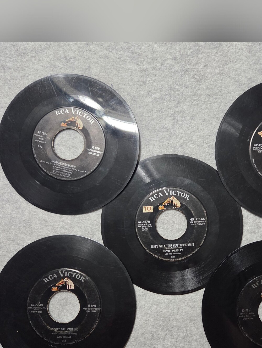 Vintage Elvis Presley 45 RPM Records Lot of 5 RCA Victor Authentic Memorabilia